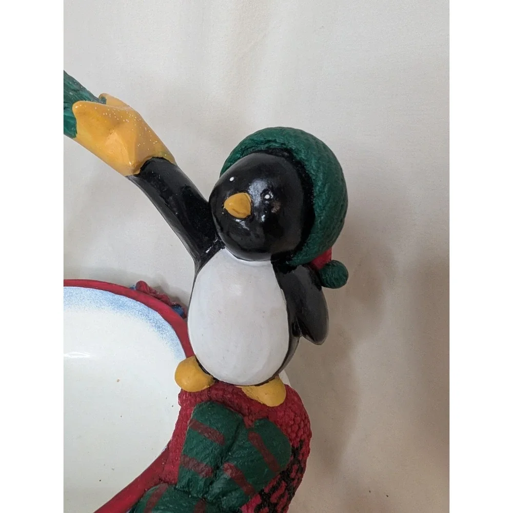 Vintage St. Nicholas Square 1999 Holiday Handle Basket Christmas Home Decor‎